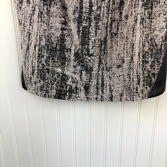 Trouve’ Women’s Mixed Material Sleeveless Top M - Picture 10 of 13